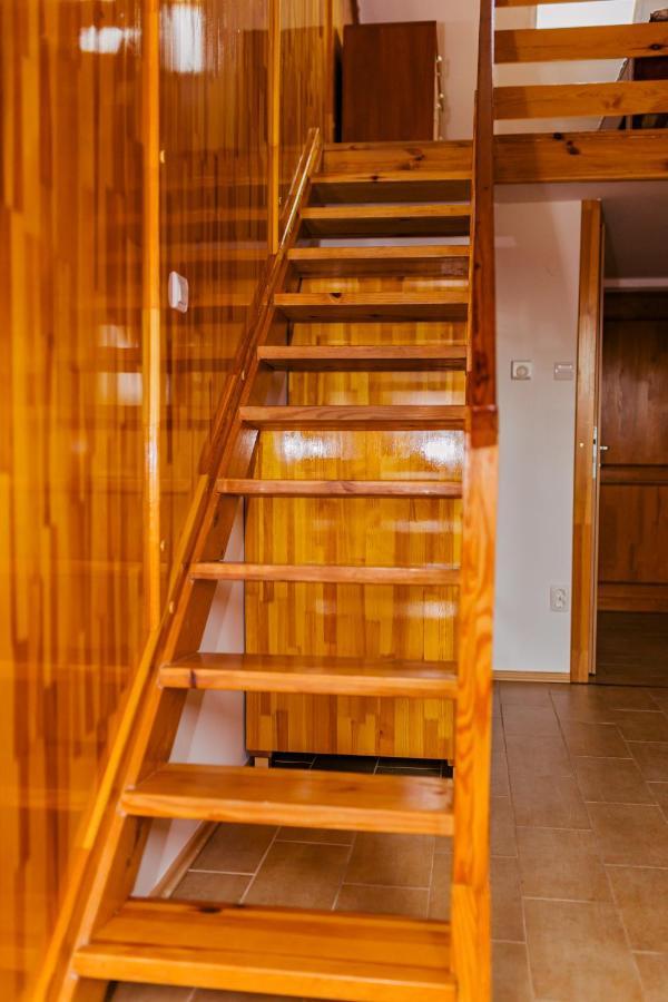 Niki Apartman Jula Exterior foto